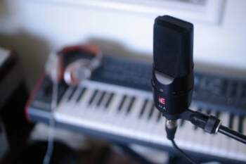 SE Electronics X1 A Black Studio