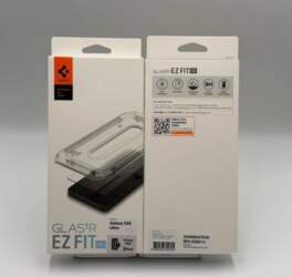 Spigen GLAS.tR EZ Fit HD