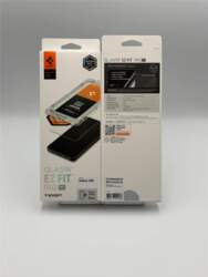 Spigen Glas.TR EZ Fit Pro
