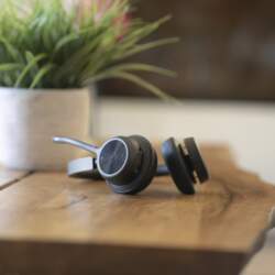 POLY  Voyager 4320 USB-C Headset /BT700