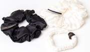 ONE:ZERO Mulberry Silk Scrunchie M Size