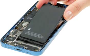 Akumulatora maiņa uz iPhone 13