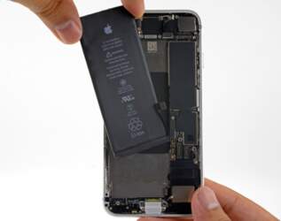 Akumulatora maiņa uz iPhone 8
