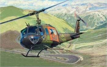 Revell Bell UH-1D SAR Helikoptera modelis