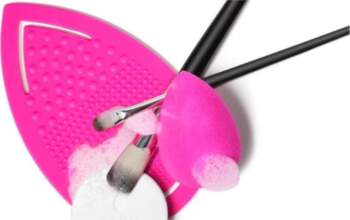 Make-up sponge cleaner BeautyBlender Keep It