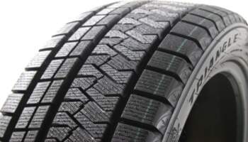 TRIANGLE PL02 255 / 55 R18