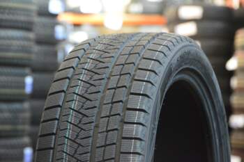 TRIANGLE PL02 285 / 60 R18