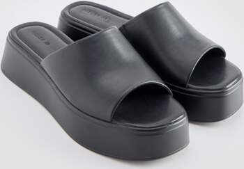 House Čības ar platformu