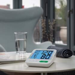 Medisana BU 584 Upper arm Automatic