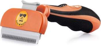 Self-cleaning brush carded for medium long-haired