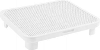 Cat Litter Box Step Reduces Tracking