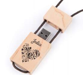 MemoRabbit 2 GB 2.0 Drawstring