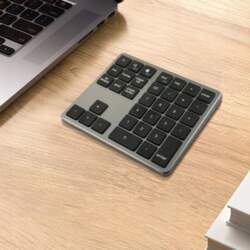 WIRELESS BLUETOOTH NUMERIC KEYPAD 2.4G