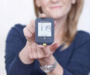 Abbott Optium Xido Neo Glucose Meter