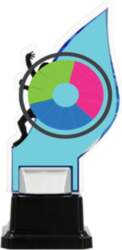 BS Plexiglass trofeja uz platformas -