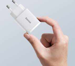 Baseus Compact quick charger USB Type