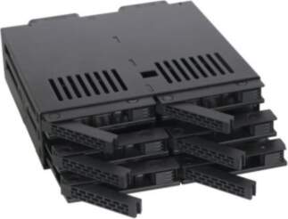 Icy Dock MB326SP-B disk array 0
