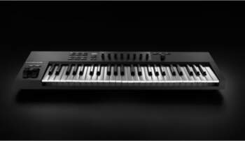 Native Instruments Komplete Kontrol A49 MIDI