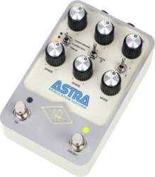 Universal Audio UAFX Astra Modulation Machine
