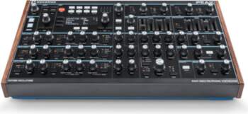 Novation Peak Sintezators